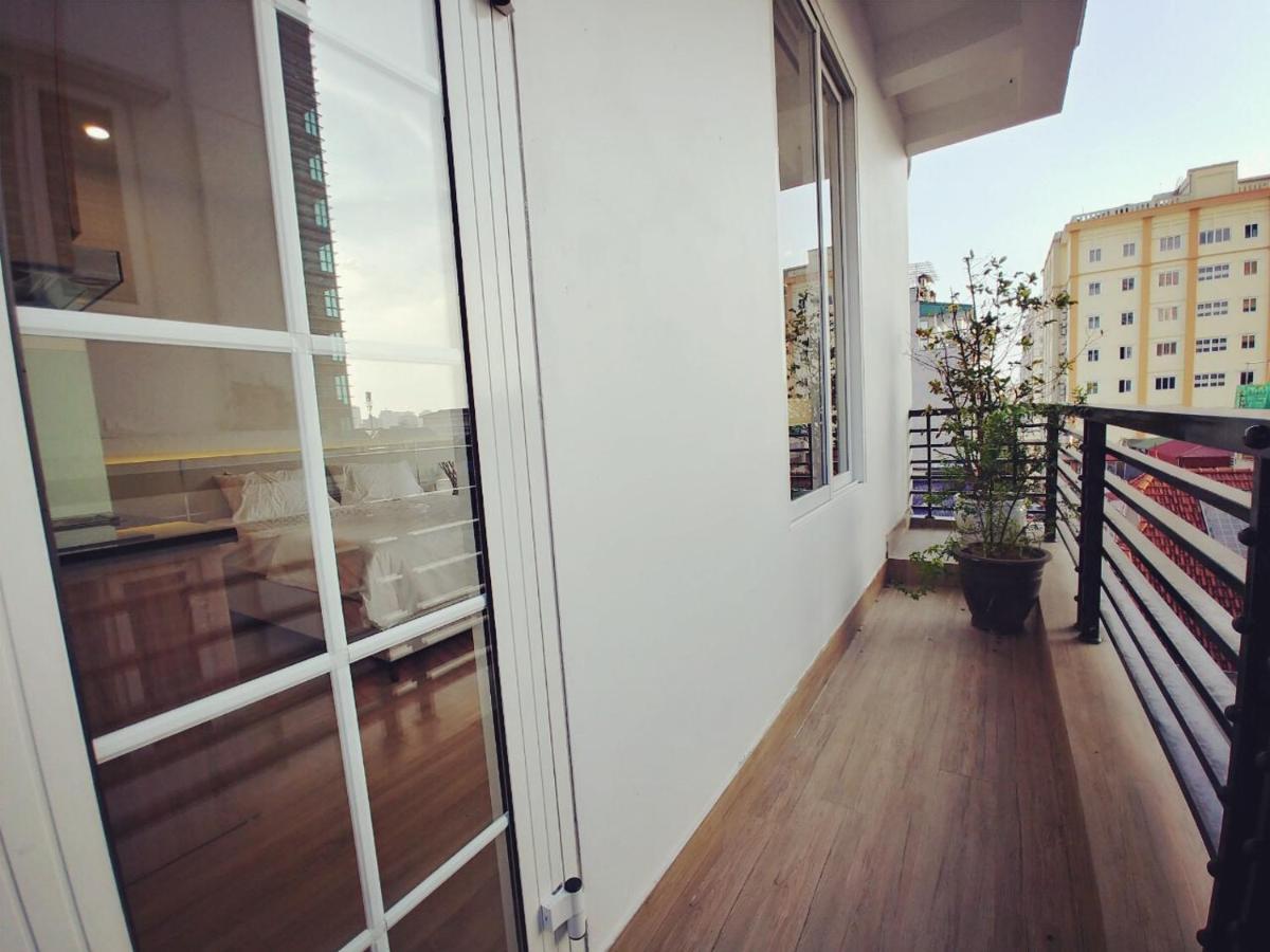 Lyn House - Service Apartment Hoang Quoc Viet Hanoj Exteriér fotografie