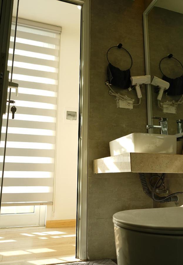 Lyn House - Service Apartment Hoang Quoc Viet Hanoj Exteriér fotografie
